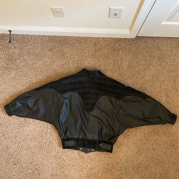 Womens Vintage Giovanni Black Leather Jacket size Small - Picture 4 of 14